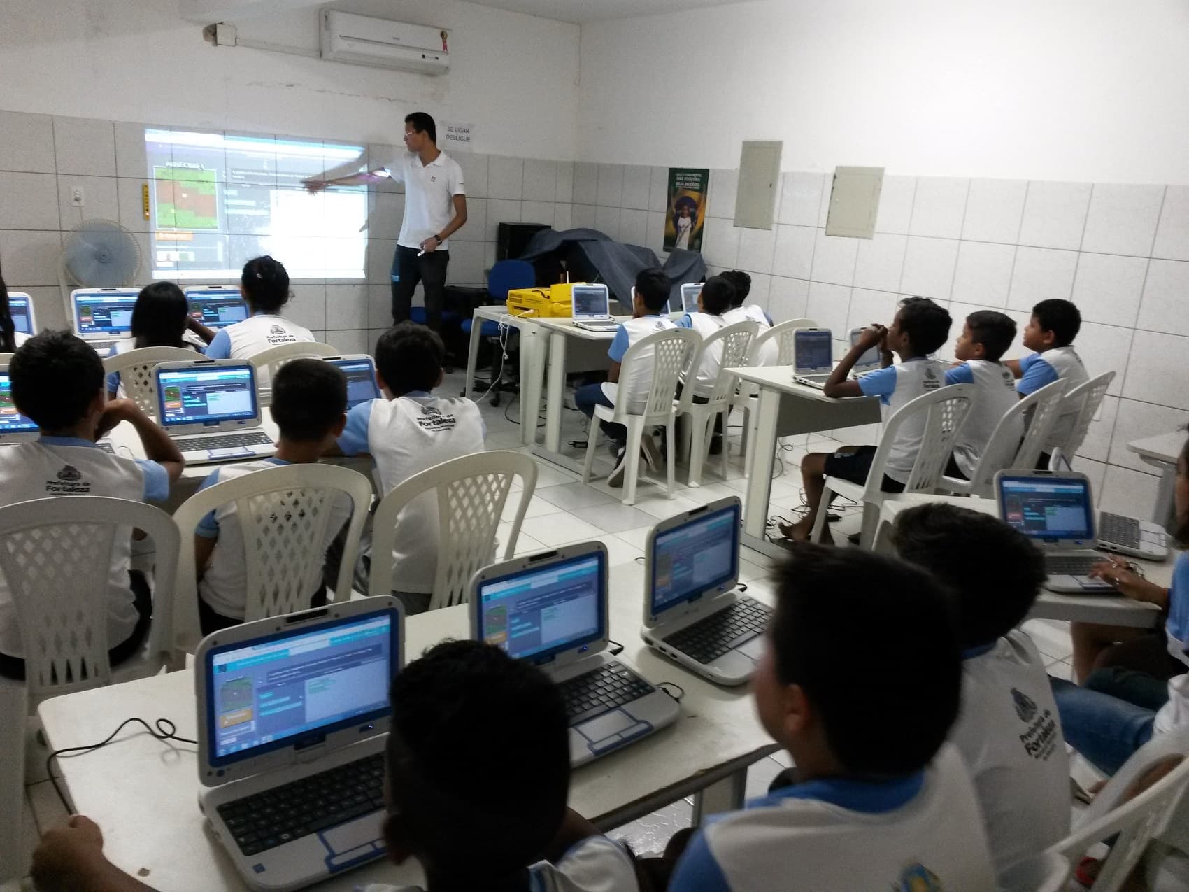 Hora do Código nas Escolas 2016, E.M.E.I.F. Alaide Augusto de Oliveira